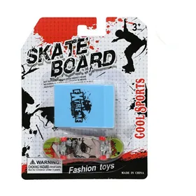 Skateboard Miniature